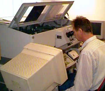 apc17.jpg (20575 bytes)